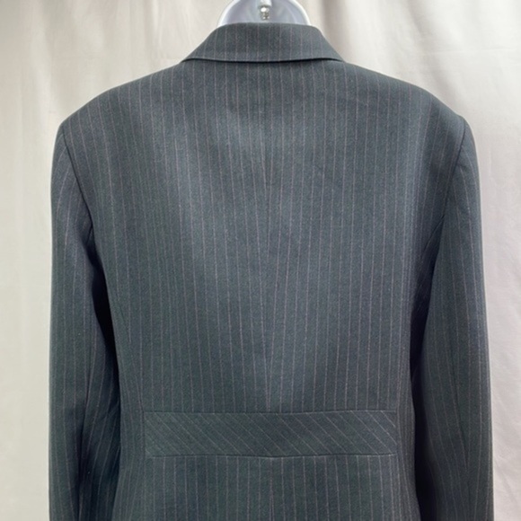 Evan-Picone Suit Dark Gray Pin Stripe Blazer, Size 12 - Picture 6 of 11